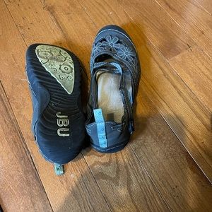 Jbu Mary Jane Flats